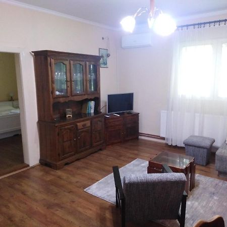 Mala Basta Apartment บายินา บาชตา ภายนอก รูปภาพ