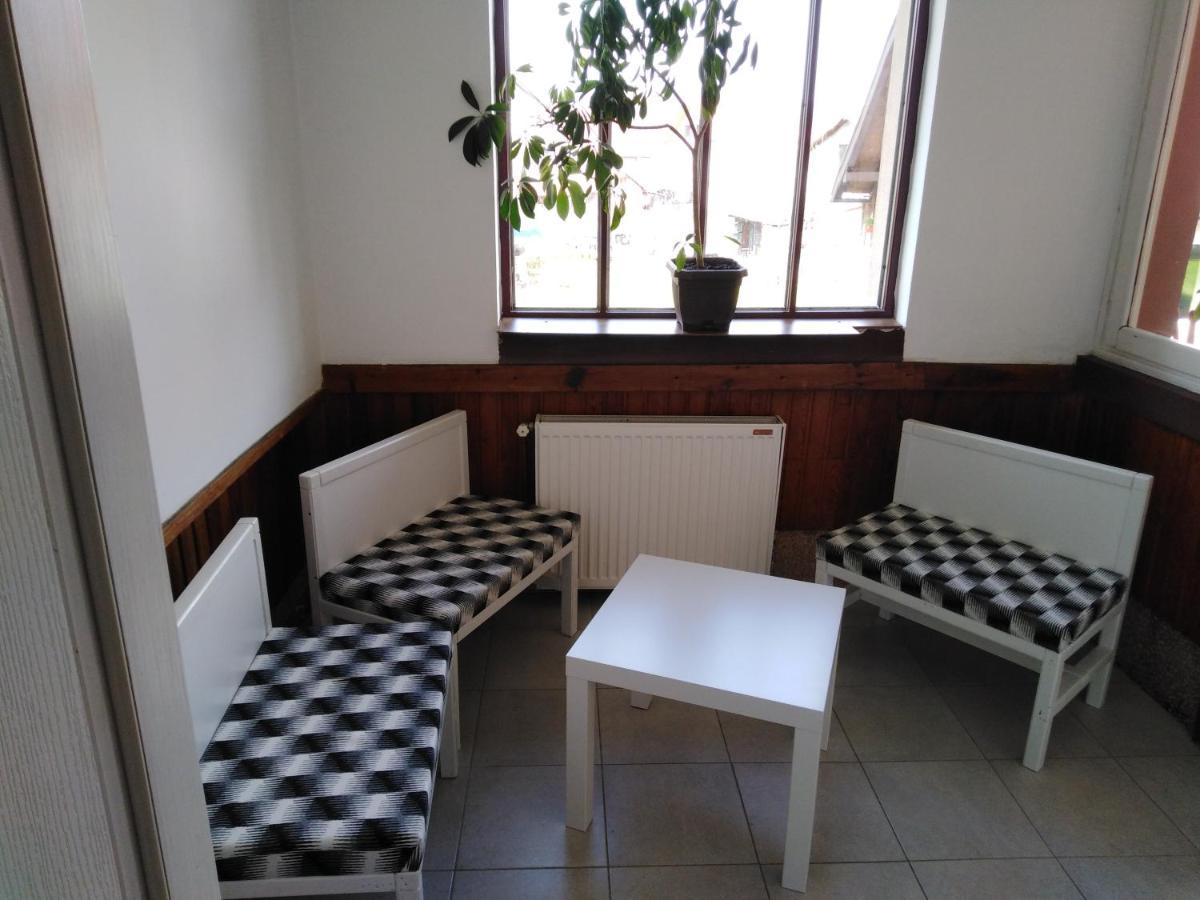 Mala Basta Apartment บายินา บาชตา ภายนอก รูปภาพ
